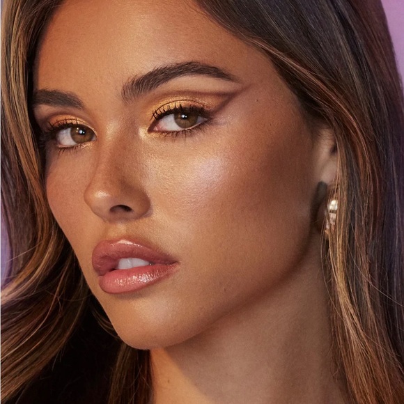 MORPHE MADISON BEER CHANNEL SURFING ARTISTRY PALETTE - Picture 6 of 6